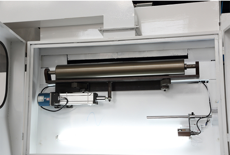 YWGF1100B-Model-130m-Min-Plastic-Film-and-Paper-Dry-Laminating-Machine-(2)