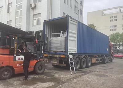 Loading container to Taiwan